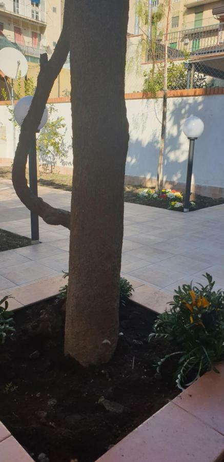 Casa Gialli Catania Bagian luar foto