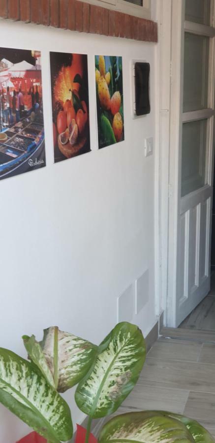 Casa Gialli Catania Bagian luar foto